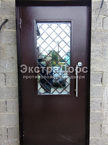 Противопожарные двери со стеклом от производителя в Королёве  купить